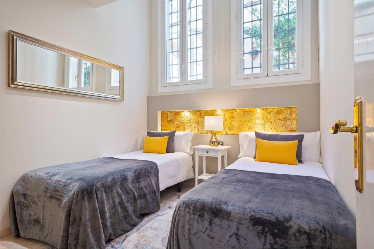Villa Victoria Barcelona Bagian luar foto